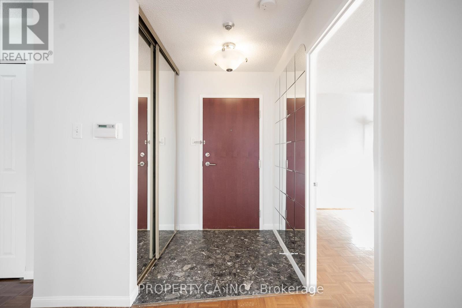 201 - 1121 Steeles Avenue W, Toronto, Ontario  M2R 3W7 - Photo 3 - C12725678