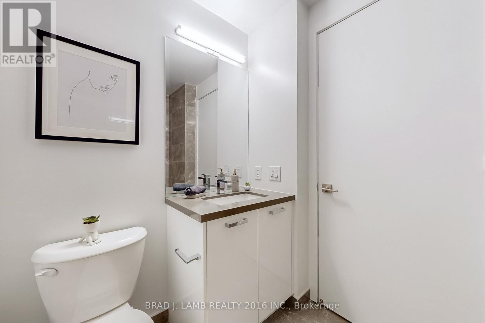 1011 - 195 Mccaul Street, Toronto, Ontario  M5T 0E5 - Photo 16 - C12725812