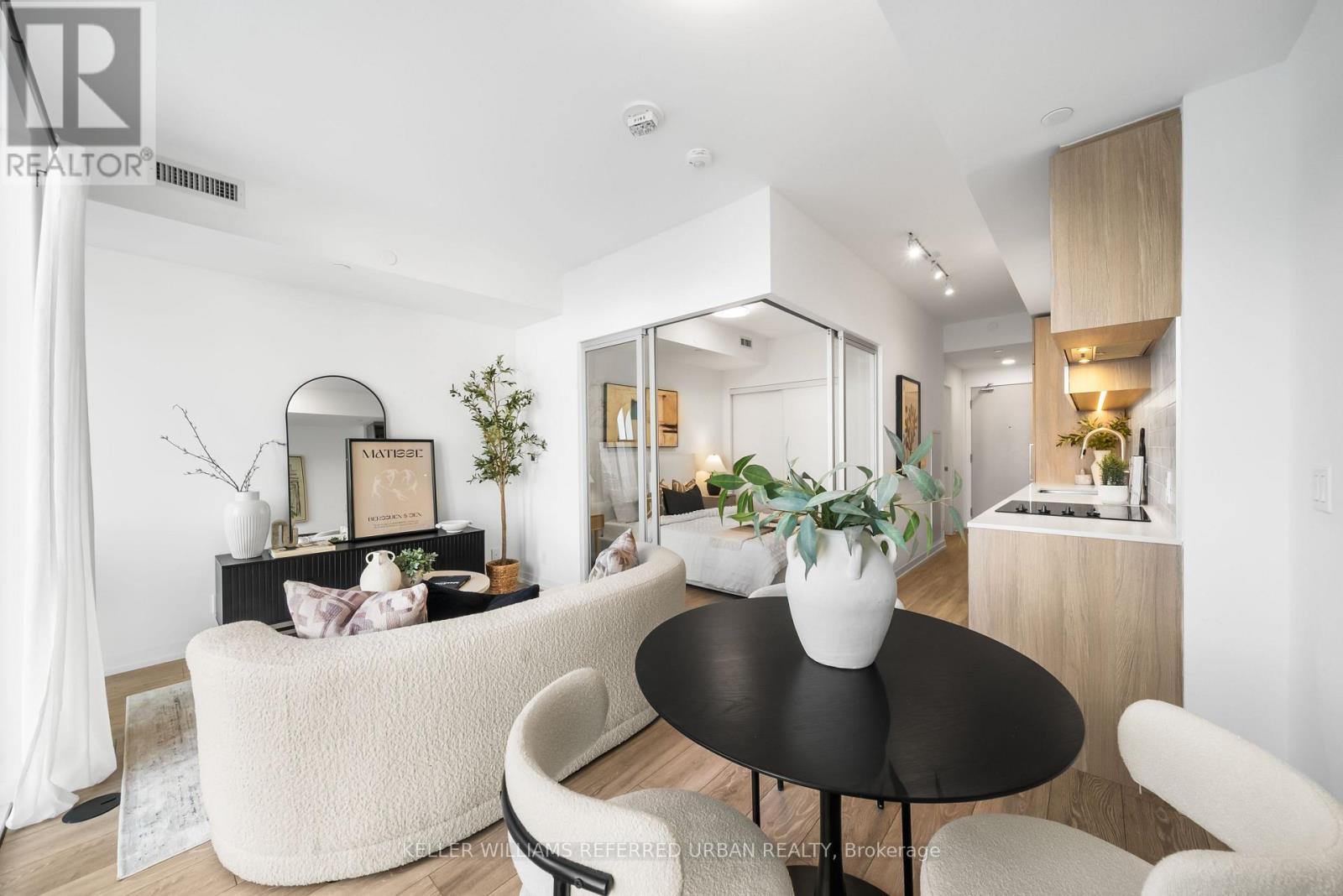 322 - 2020 Bathurst Street, Toronto, Ontario  M5P 0A6 - Photo 4 - C12725846