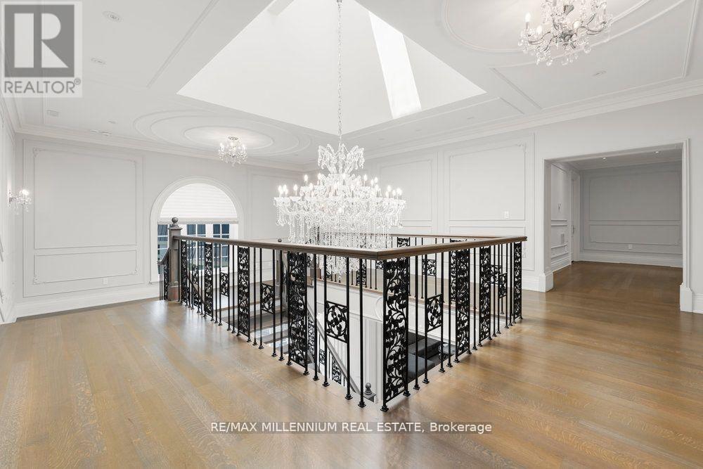 38 Park Lane Circle, Toronto, Ontario  M3C 2N2 - Photo 22 - C12725852