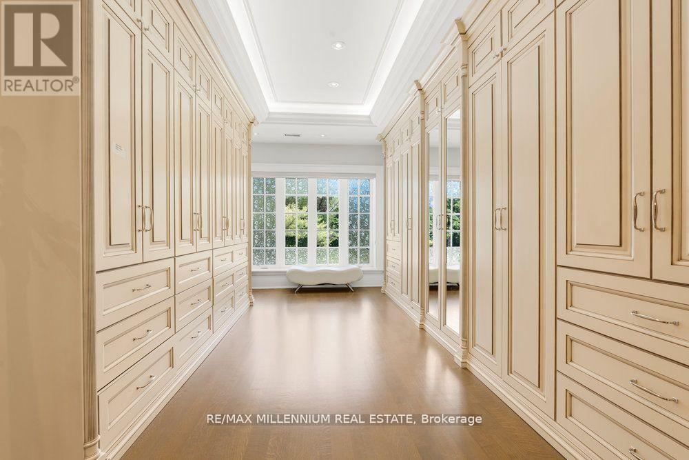 38 Park Lane Circle, Toronto, Ontario  M3C 2N2 - Photo 31 - C12725852