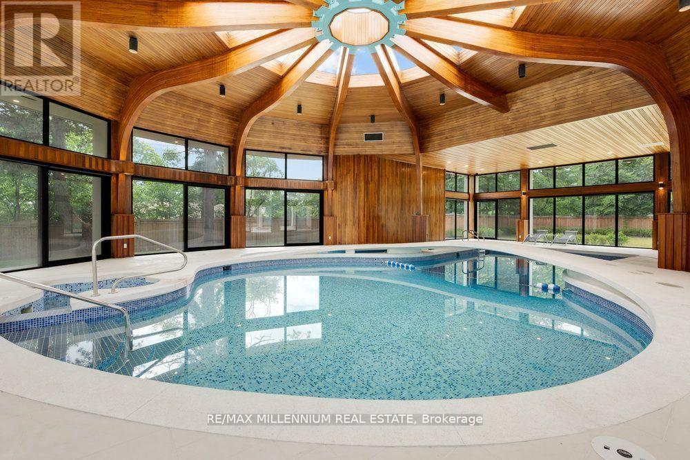 38 Park Lane Circle, Toronto, Ontario  M3C 2N2 - Photo 38 - C12725852