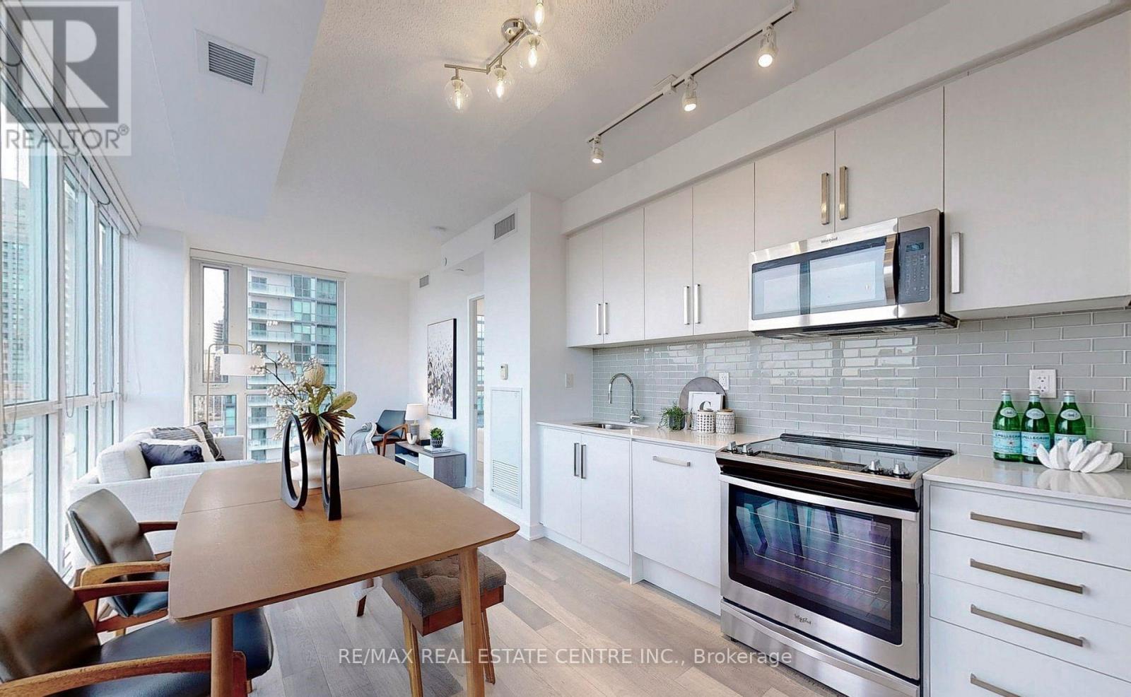 1507 - 5180 Yonge Street, Toronto, Ontario  M2N 5P6 - Photo 17 - C12725858