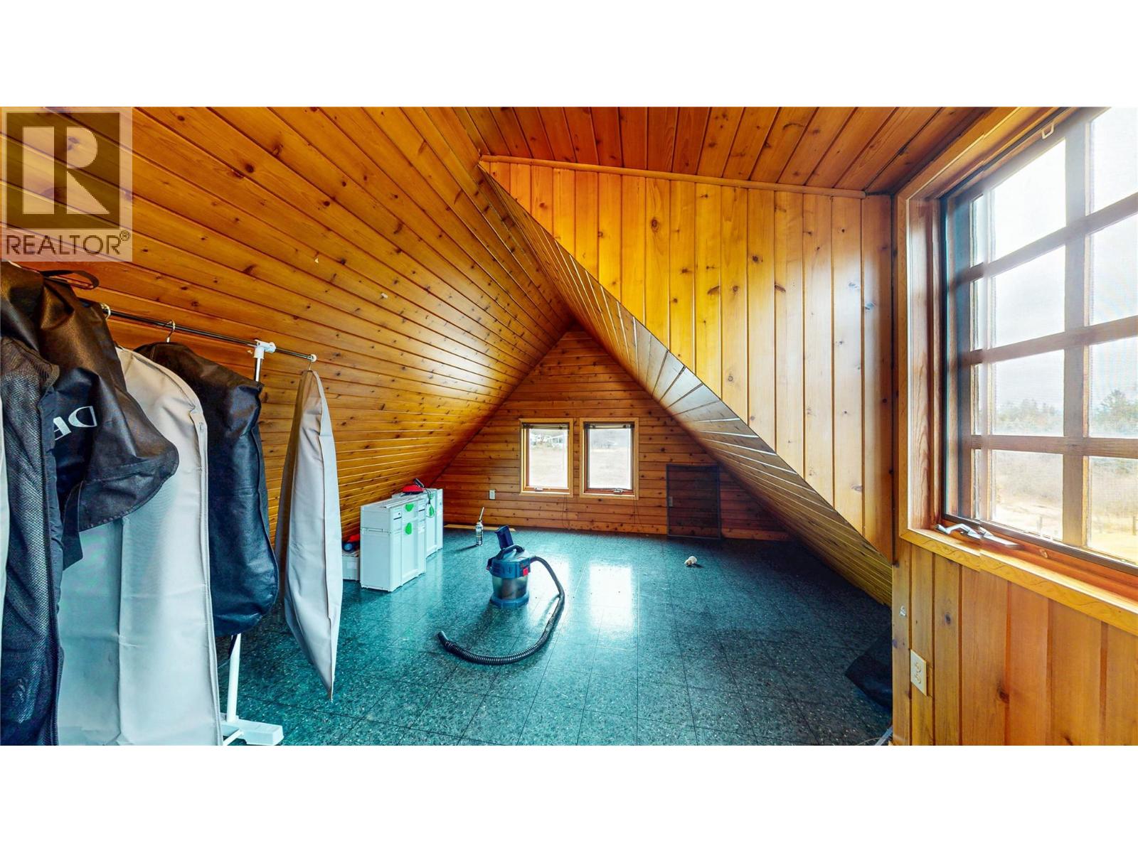 4581 Samuelson Road, Canyon, British Columbia  V0B 1C1 - Photo 22 - 10373166