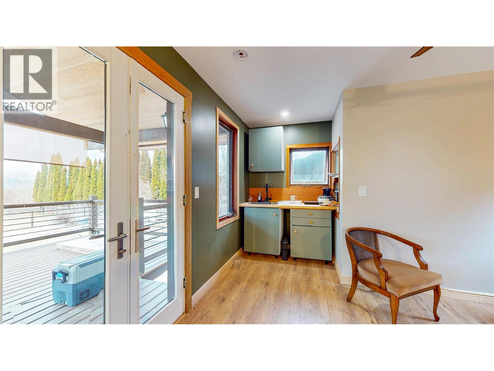 4581 Samuelson Road, Canyon, British Columbia  V0B 1C1 - Photo 27 - 10373166