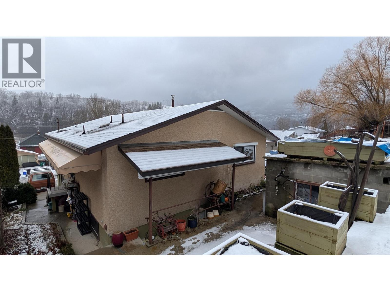 146 Colley Street, Warfield, British Columbia  V1R 2M2 - Photo 9 - 10372236