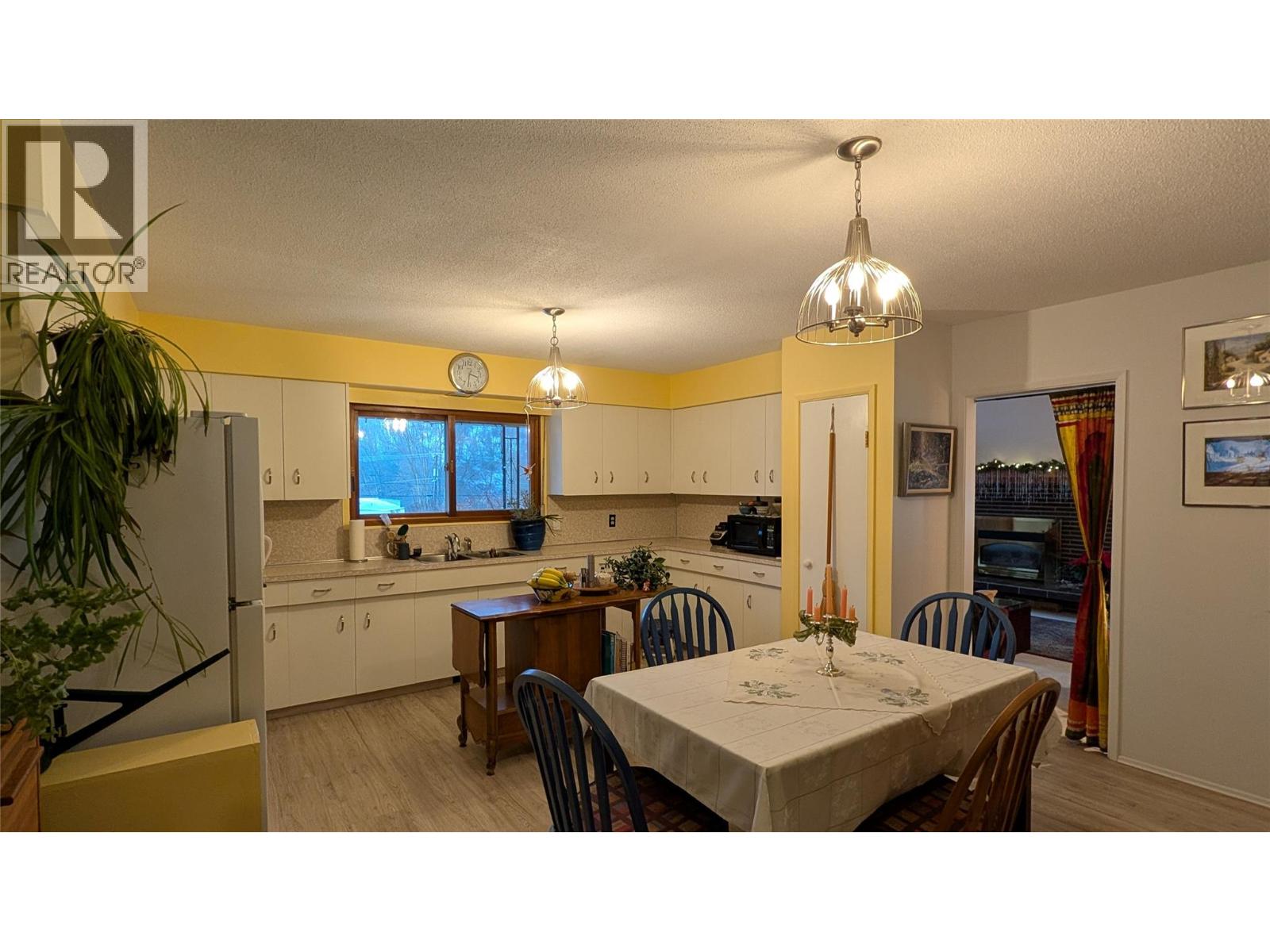 146 Colley Street, Warfield, British Columbia  V1R 2M2 - Photo 18 - 10372236