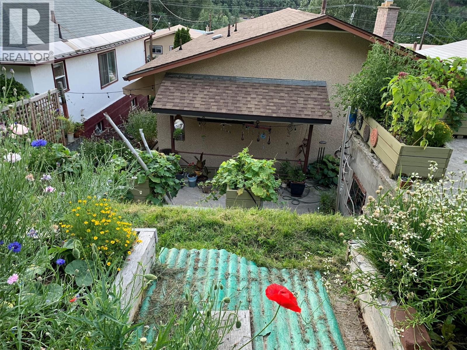 146 Colley Street, Warfield, British Columbia  V1R 2M2 - Photo 50 - 10372236