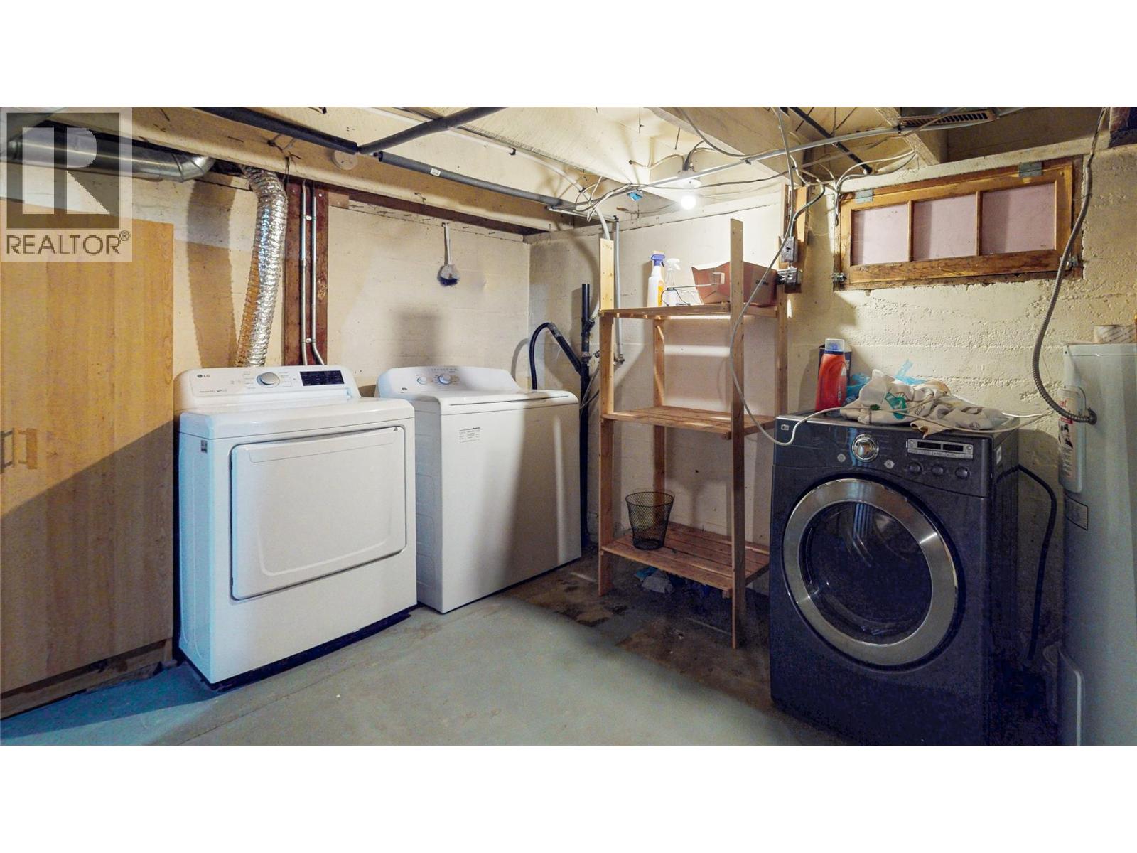 4581 Samuelson Road, Canyon, British Columbia  V0B 1C1 - Photo 10 - 10373166