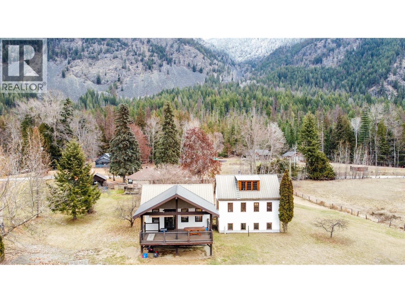 4581 Samuelson Road, Canyon, British Columbia  V0B 1C1 - Photo 34 - 10373166