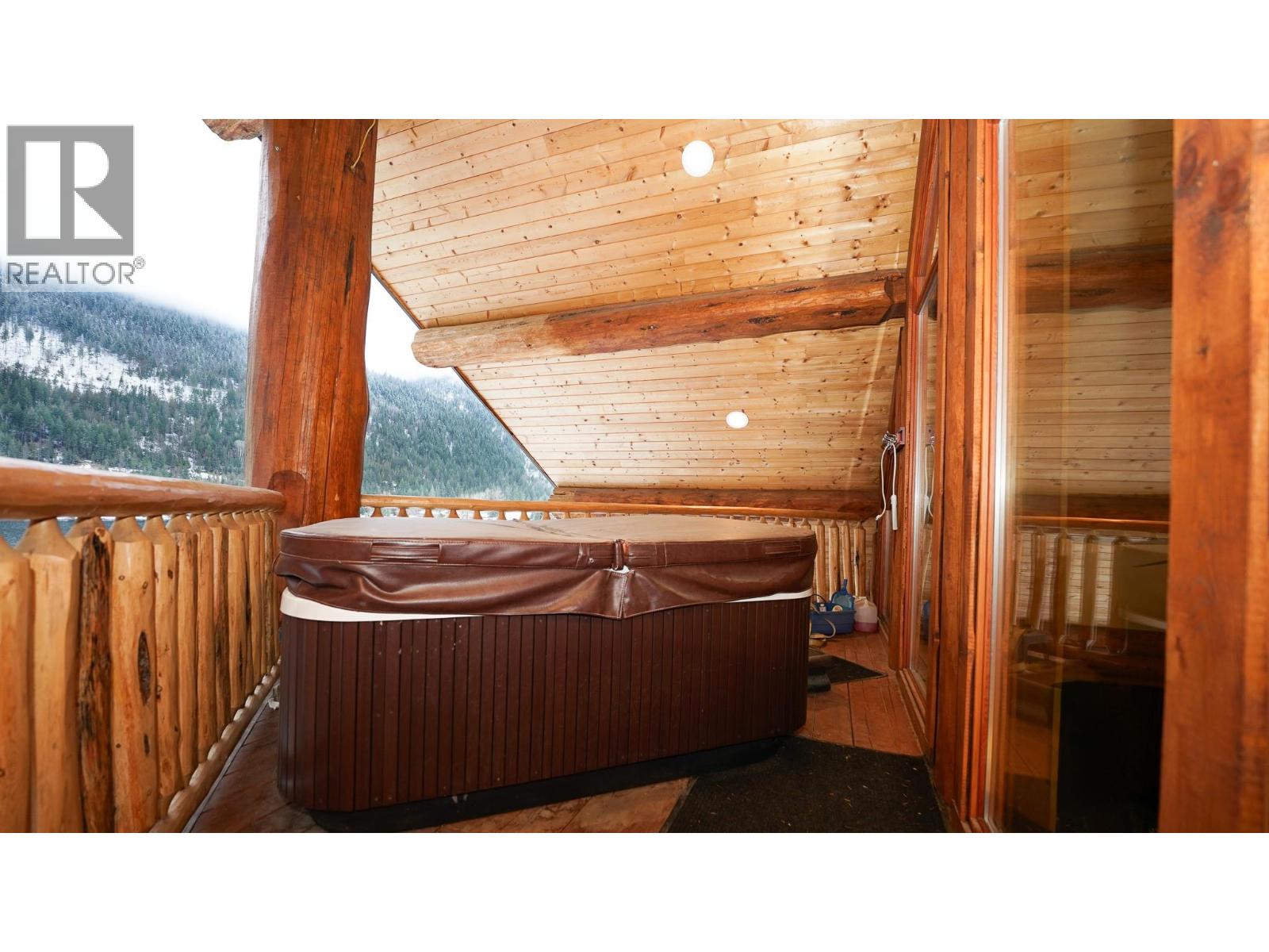 5464 Agate Bay Road, Barriere, British Columbia  V0E 2E0 - Photo 12 - 10373675