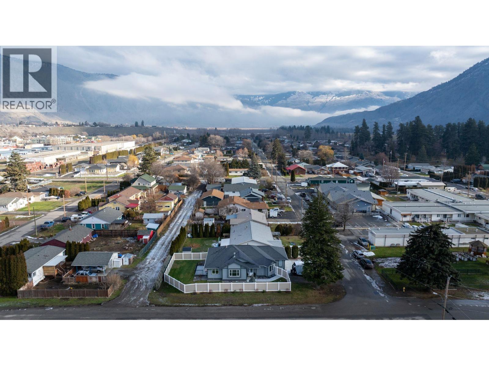 402 11 Avenue, Keremeos, British Columbia  V0X 1N3 - Photo 38 - 10373699