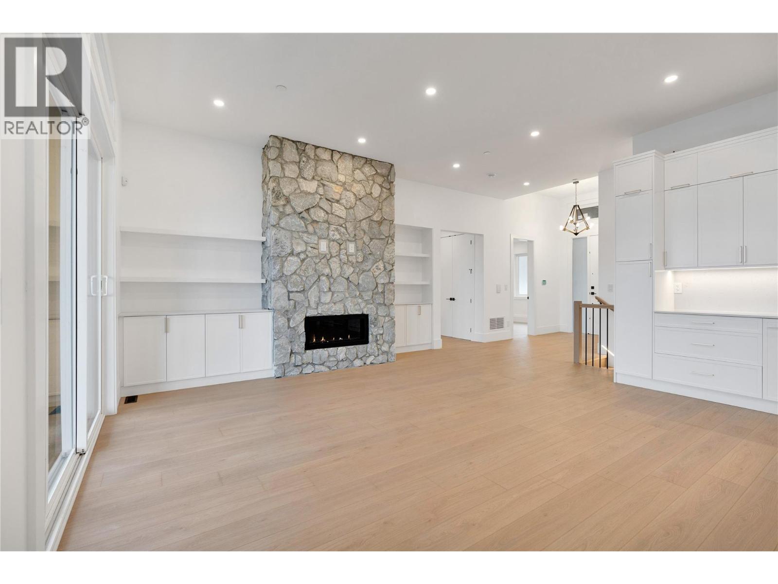 8920 Tavistock Road, Vernon, British Columbia  V1H 2L4 - Photo 12 - 10373727