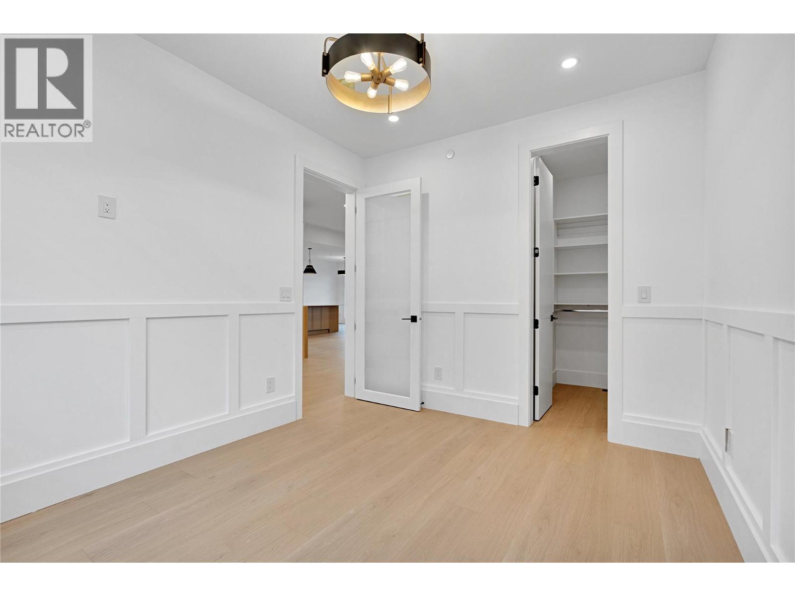 8920 Tavistock Road, Vernon, British Columbia  V1H 2L4 - Photo 8 - 10373727