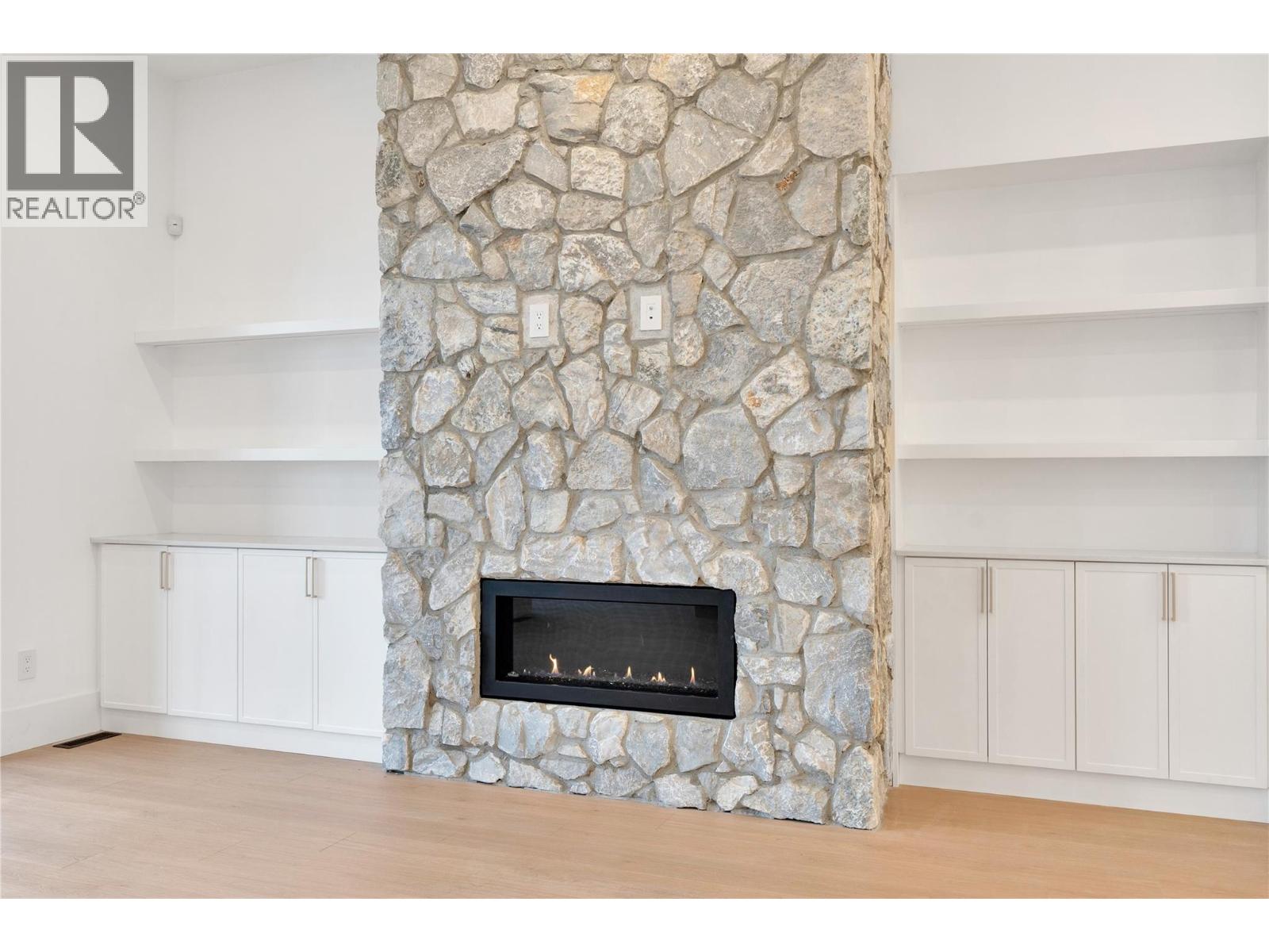 8920 Tavistock Road, Vernon, British Columbia  V1H 2L4 - Photo 10 - 10373727