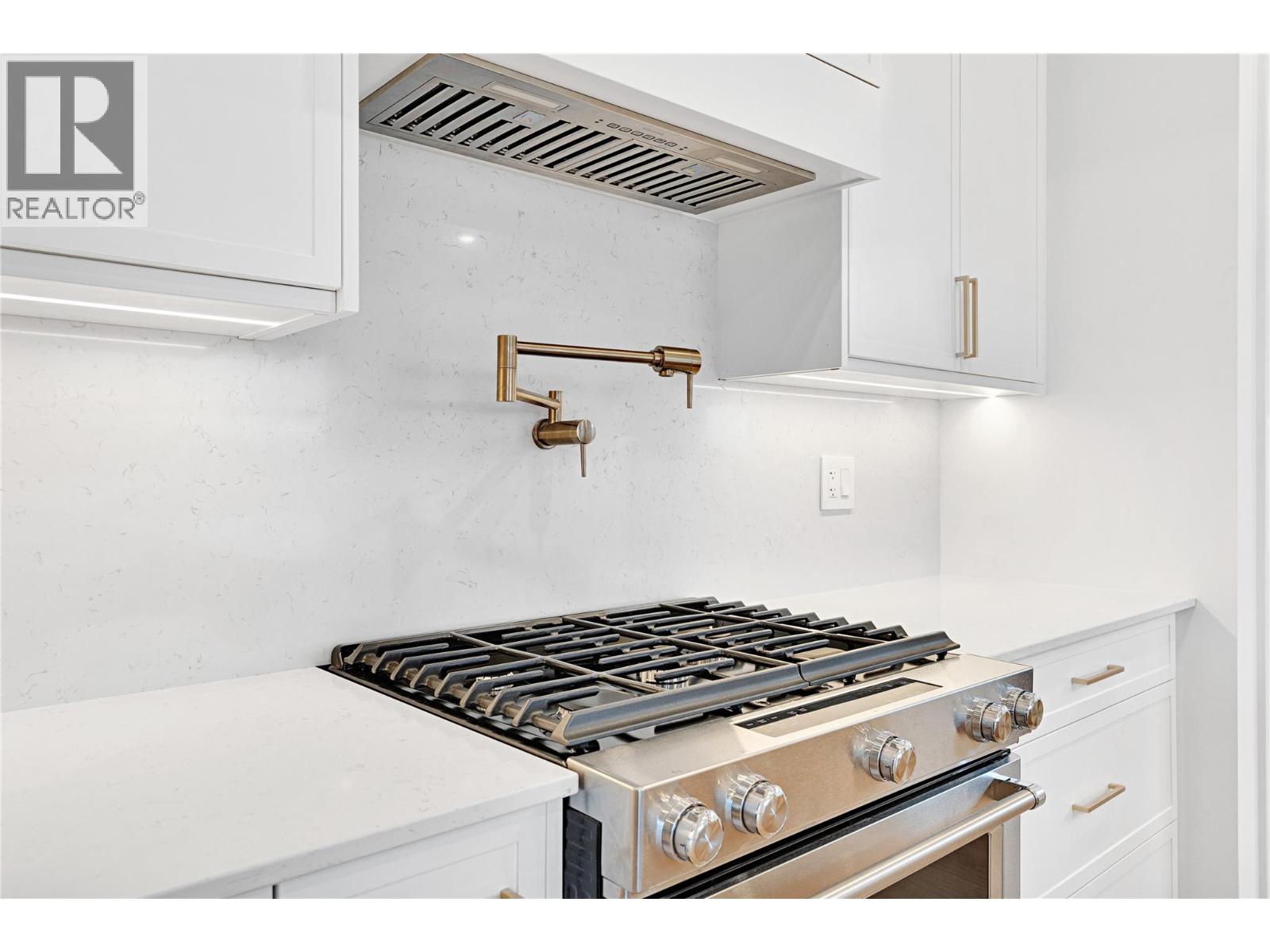 8920 Tavistock Road, Vernon, British Columbia  V1H 2L4 - Photo 17 - 10373727