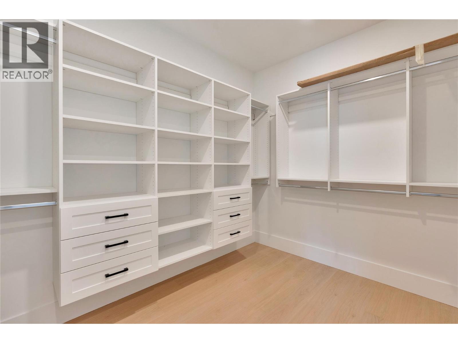 8920 Tavistock Road, Vernon, British Columbia  V1H 2L4 - Photo 37 - 10373727