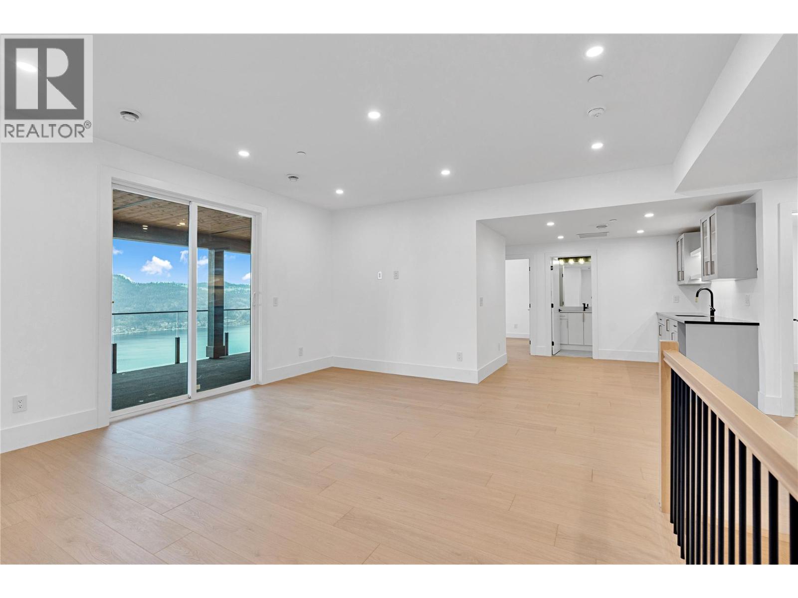 8920 Tavistock Road, Vernon, British Columbia  V1H 2L4 - Photo 39 - 10373727