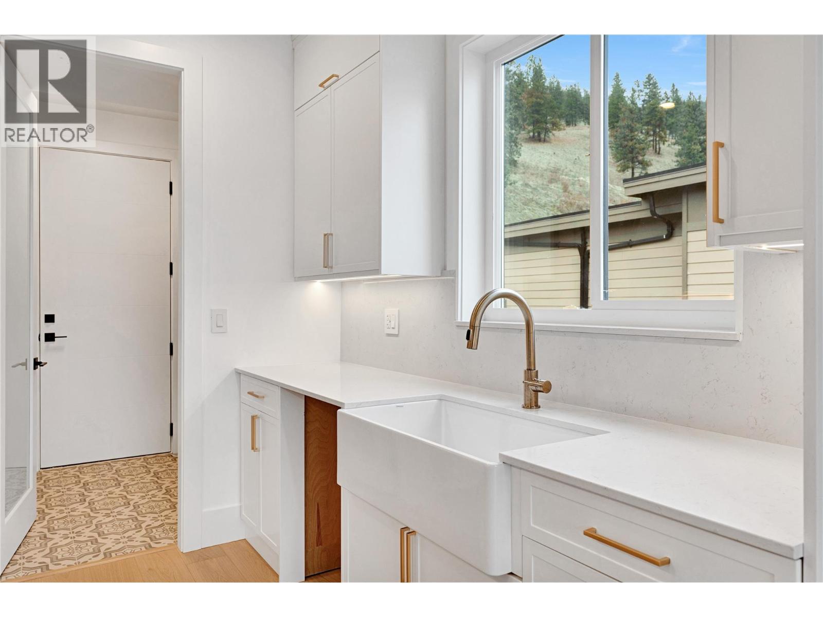 8920 Tavistock Road, Vernon, British Columbia  V1H 2L4 - Photo 21 - 10373727