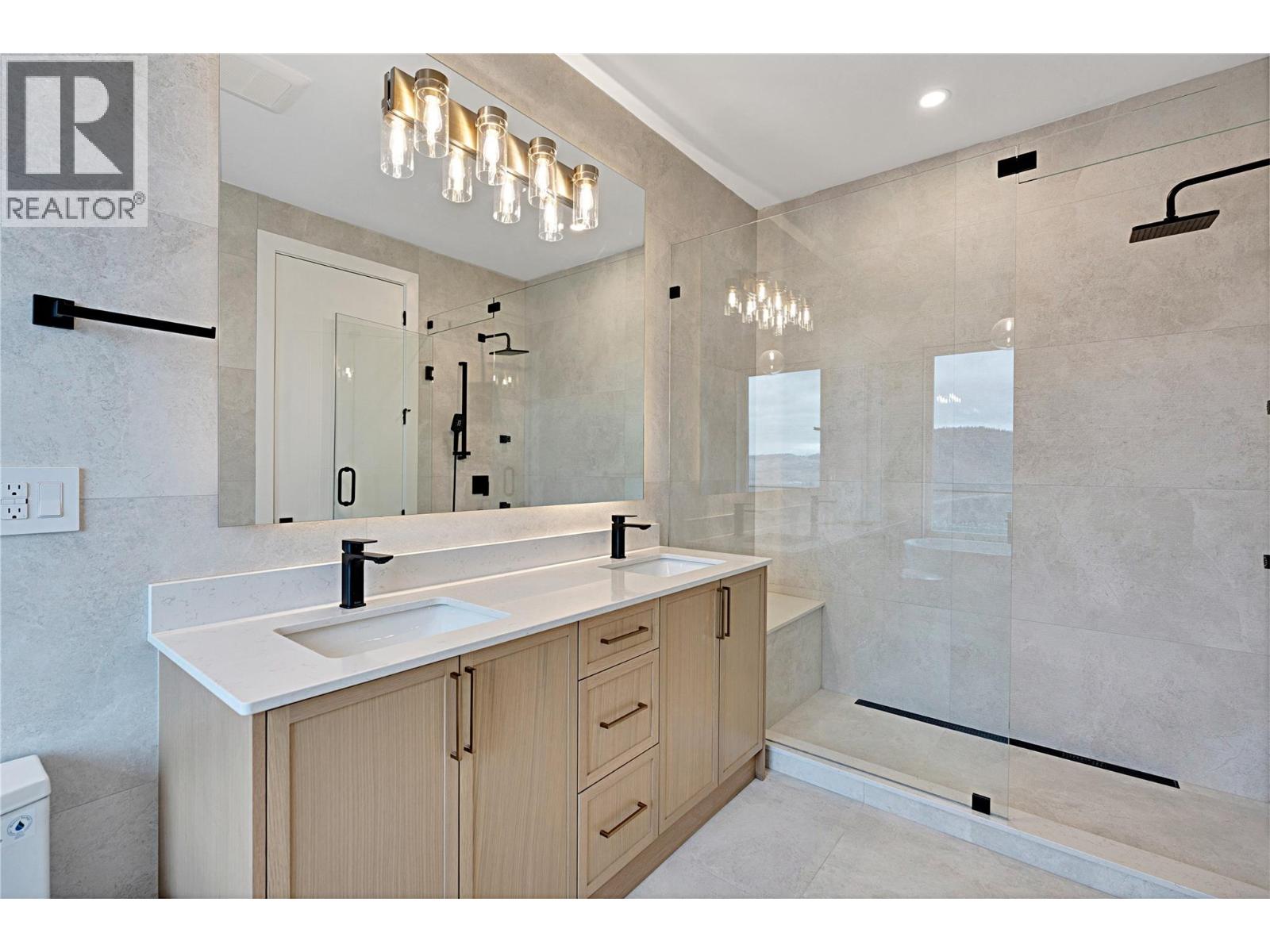 8920 Tavistock Road, Vernon, British Columbia  V1H 2L4 - Photo 36 - 10373727