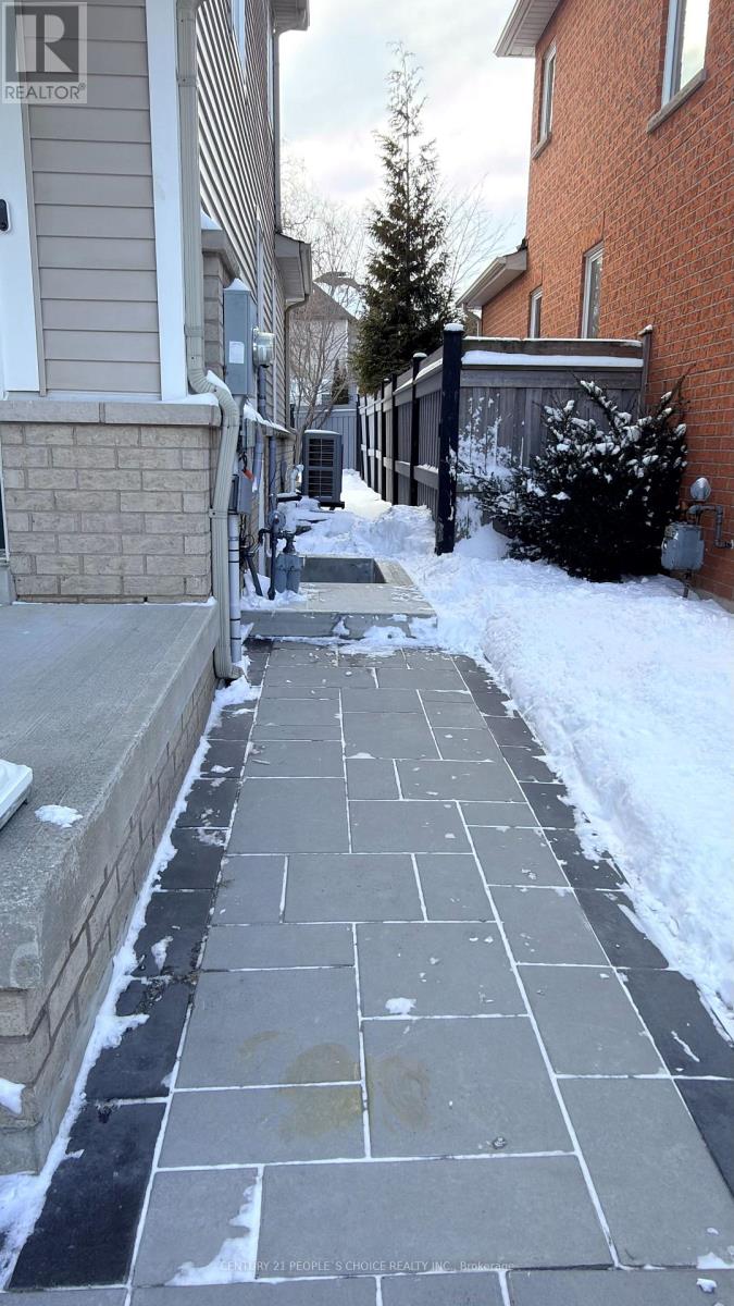 Bsmt - 18 Lighthouse Street, Whitby, Ontario  L1N 9N6 - Photo 3 - E12725668