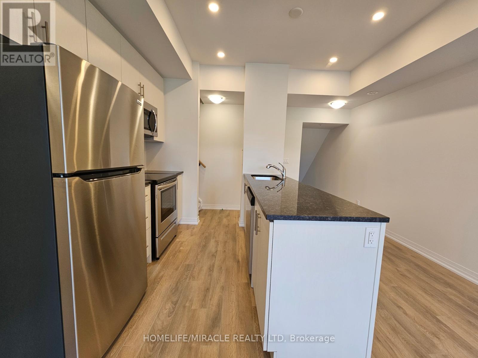 808 - 2635 William Jackson Drive, Pickering, Ontario  L1P 2V8 - Photo 4 - E12725674