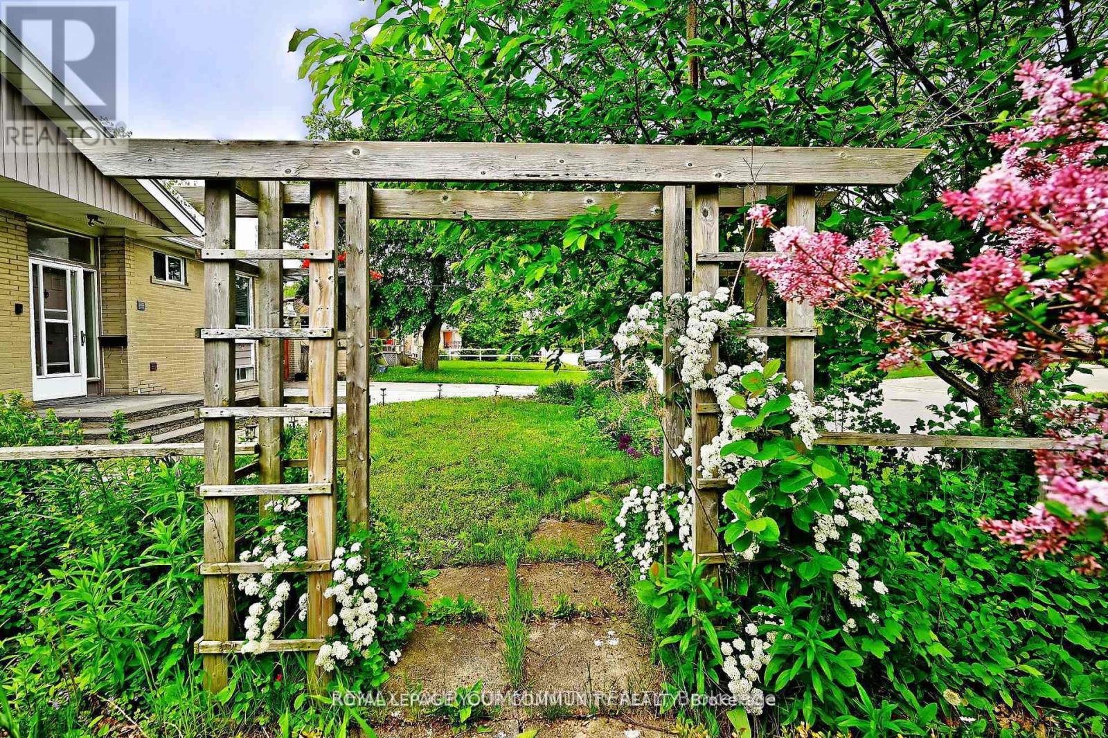 39 Penworth Road, Toronto, Ontario  M1R 4P6 - Photo 40 - E12725704