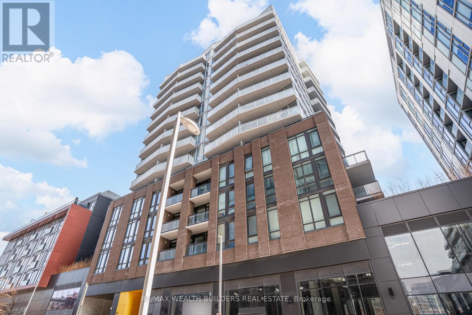 1406 - 45 Baseball Place, Toronto, Ontario  M4M 0E7 - Photo 2 - E12725758