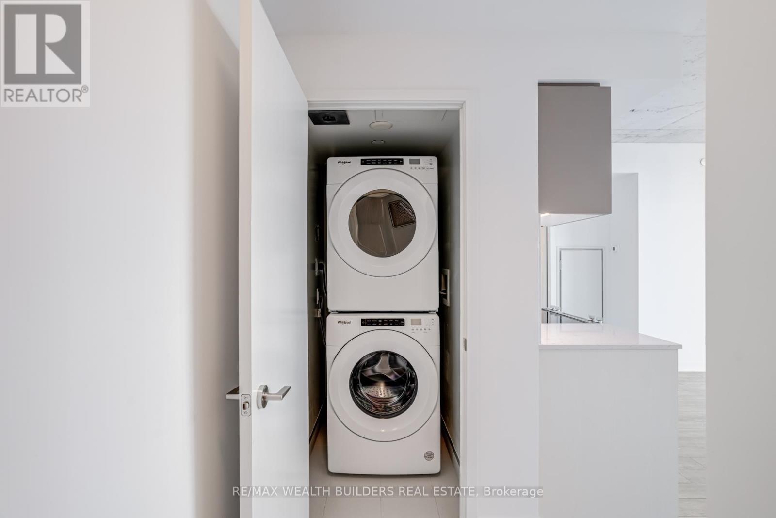 1406 - 45 Baseball Place, Toronto, Ontario  M4M 0E7 - Photo 28 - E12725758