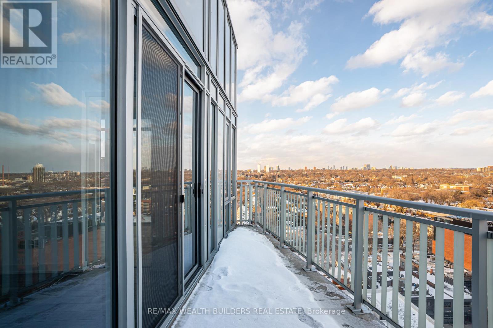 1406 - 45 Baseball Place, Toronto, Ontario  M4M 0E7 - Photo 32 - E12725758