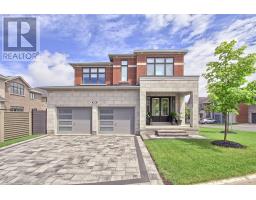 92 MAPLE FIELDS CIRCLE, Aurora, Ontario