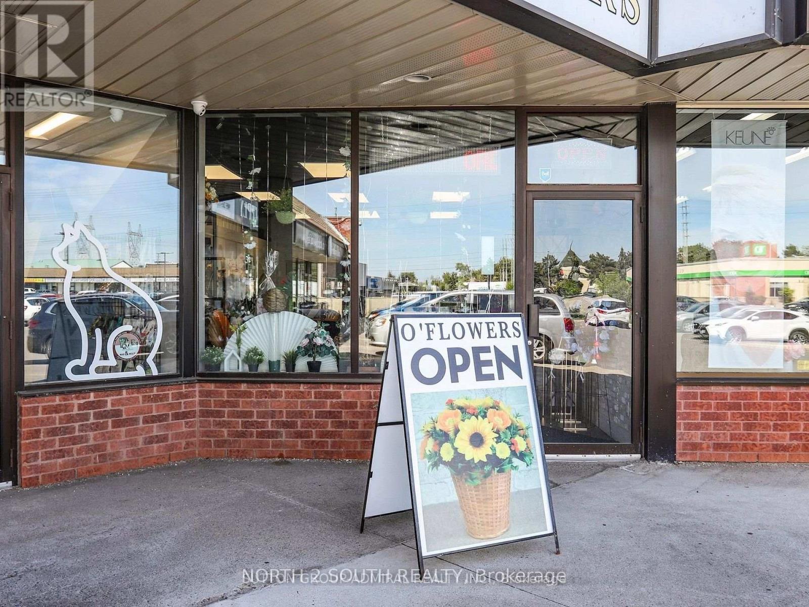 5731 Hwy 7, Vaughan, Ontario  L4L 4Y9 - Photo 2 - N12725842