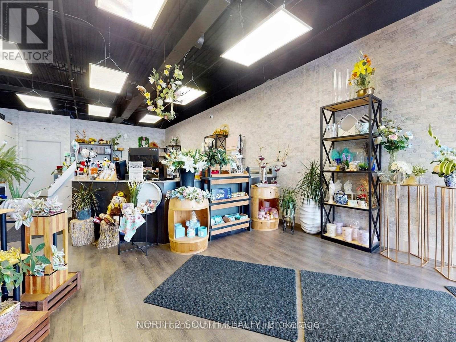 5731 Hwy 7, Vaughan, Ontario  L4L 4Y9 - Photo 5 - N12725842