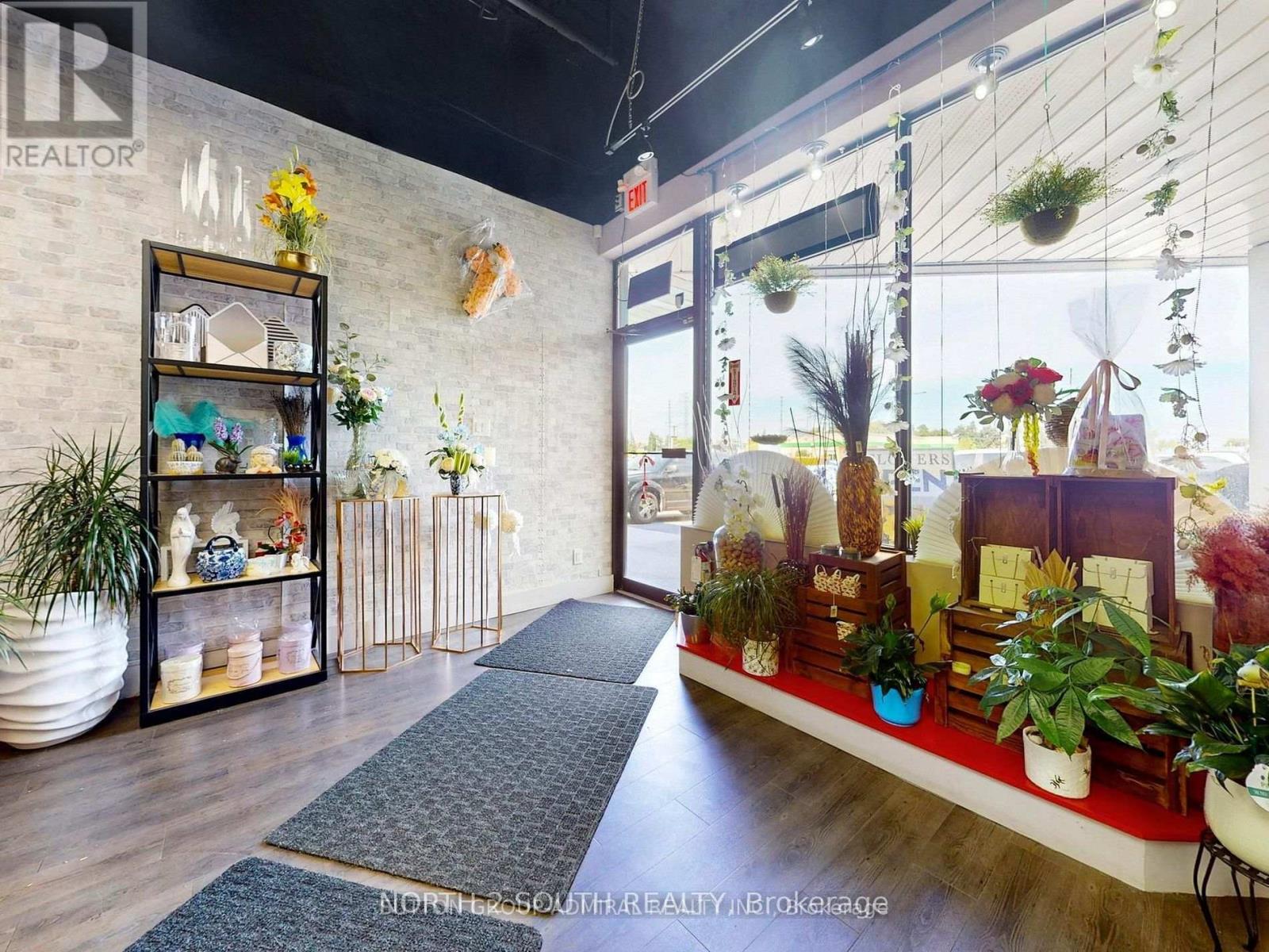 5731 Hwy 7, Vaughan, Ontario  L4L 4Y9 - Photo 6 - N12725842