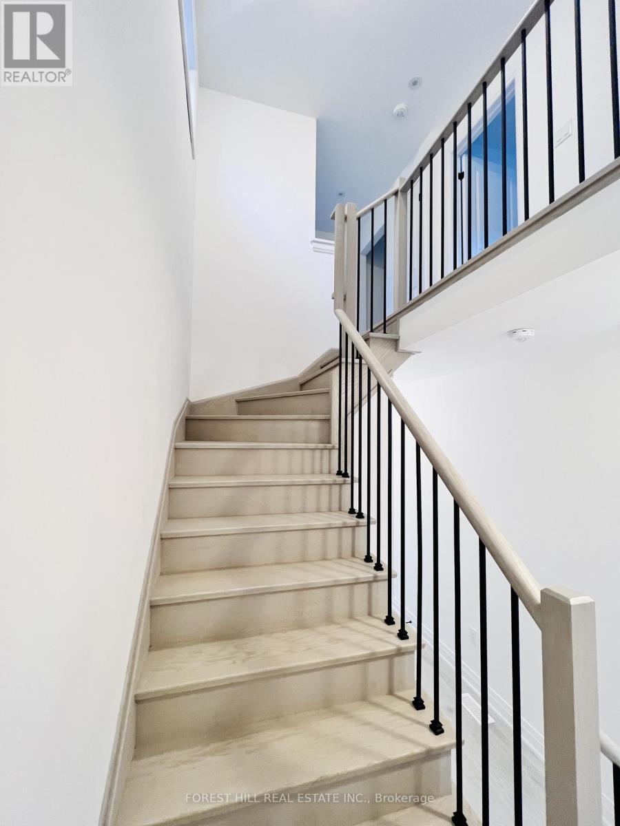 149 Gateland Drive, Barrie (Painswick South), Ontario  L9J 0M5 - Photo 15 - S12725676