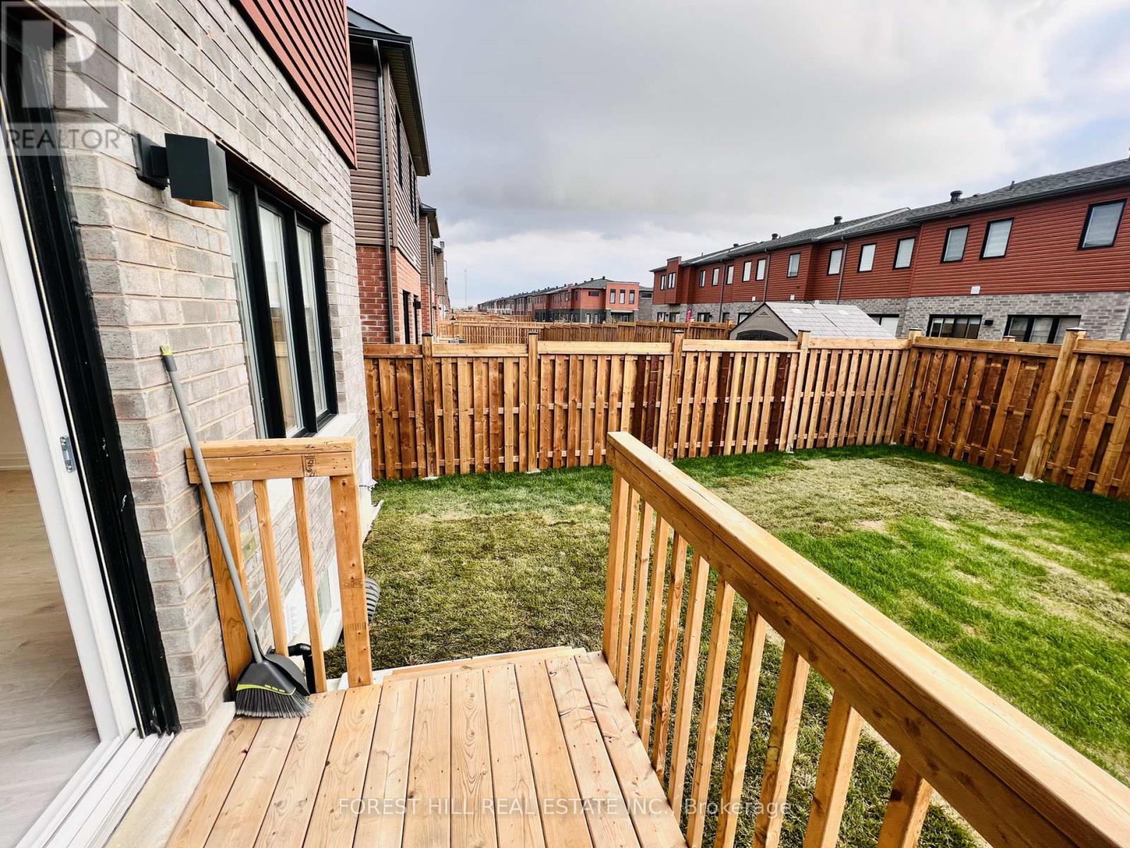 149 Gateland Drive, Barrie (Painswick South), Ontario  L9J 0M5 - Photo 33 - S12725676