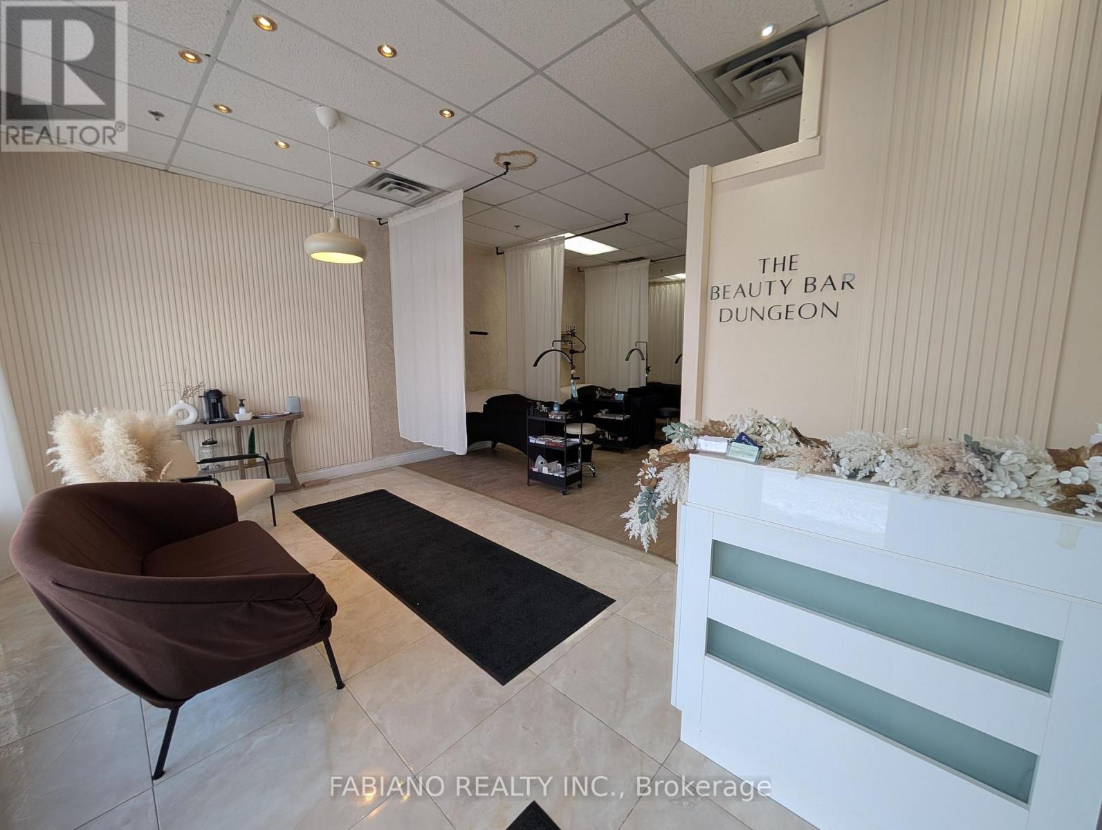 7 - 1 Nickel Gate, Vaughan, Ontario  L4L 8L7 - Photo 4 - N12724794