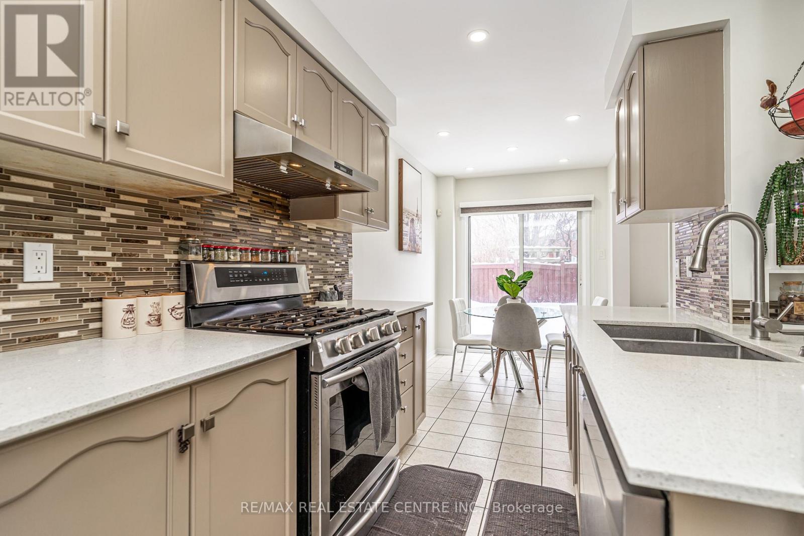 78 Tiller Trail, Brampton, Ontario  L6X 4S6 - Photo 14 - W12725670