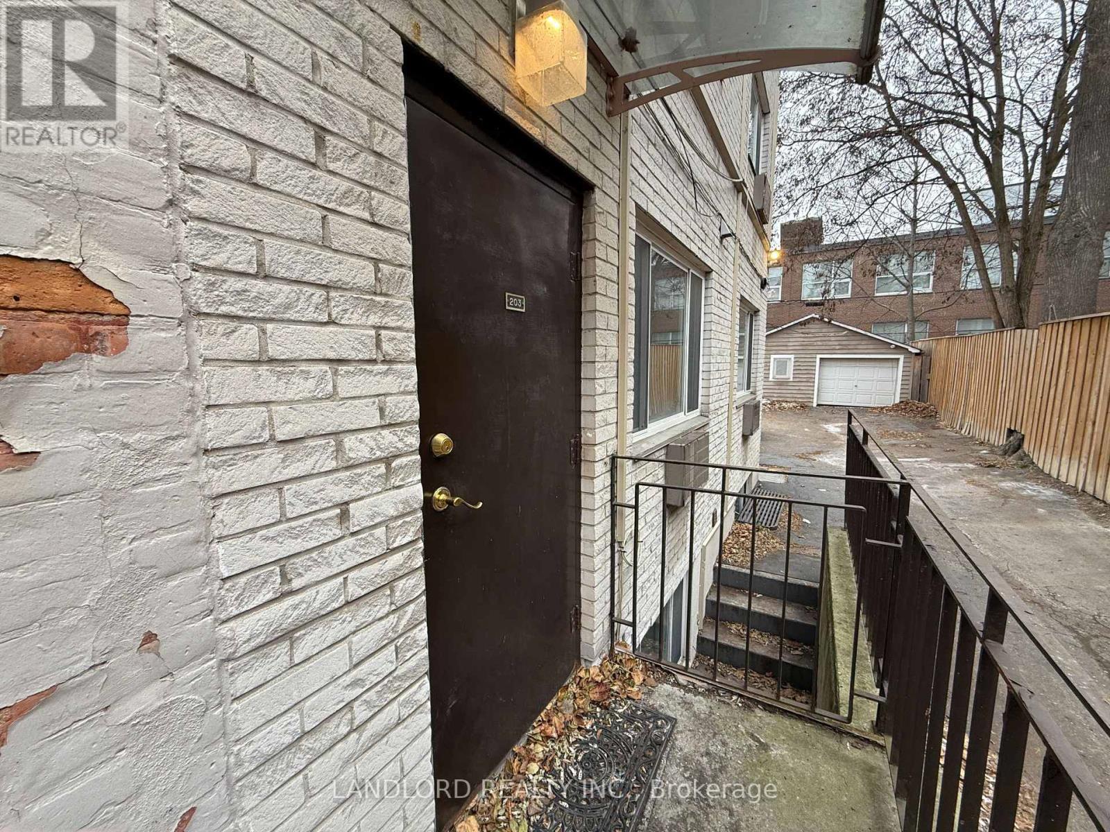 203 - 198 Dunn Avenue, Toronto, Ontario  M6K 2R9 - Photo 11 - W12725684