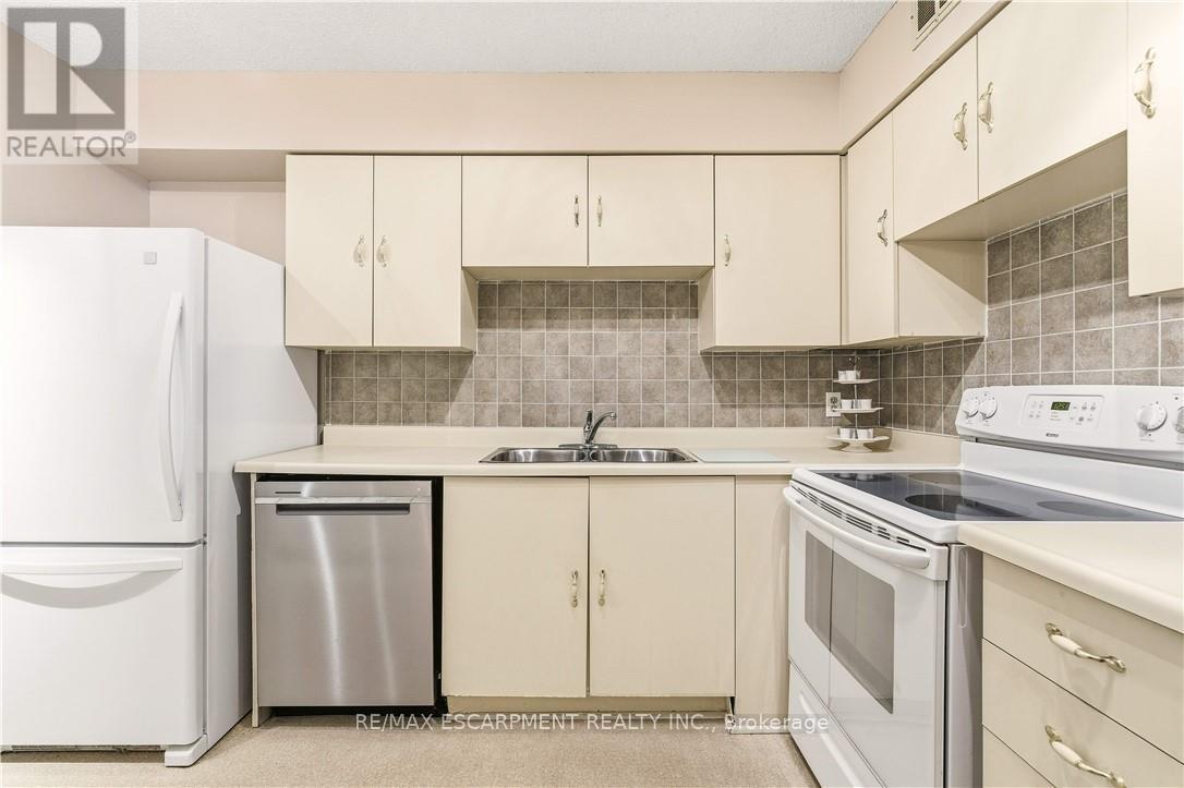 605 - 5280 Lakeshore Road, Burlington, Ontario  L7L 5R1 - Photo 25 - W12725694