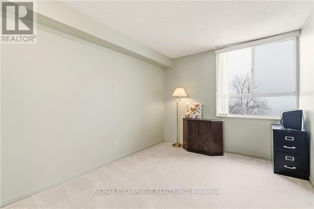 605 - 5280 Lakeshore Road, Burlington, Ontario  L7L 5R1 - Photo 32 - W12725694