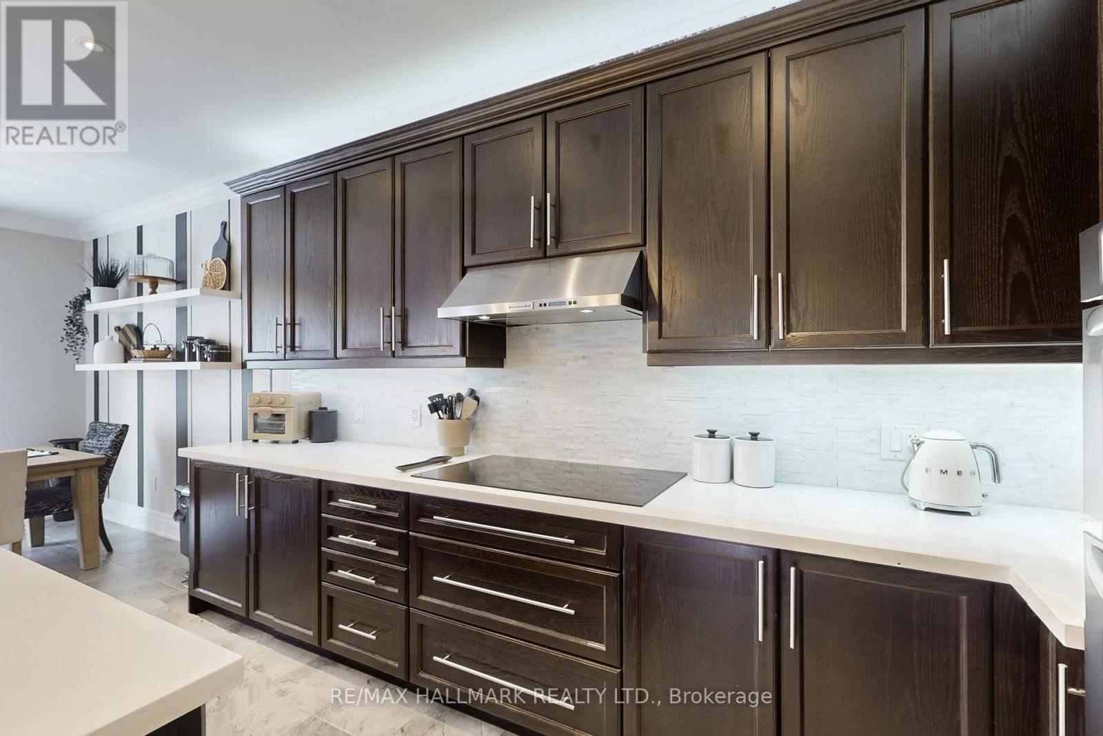 52 Mcechearn Crescent, Caledon, Ontario  L7C 3Y2 - Photo 7 - W12725700