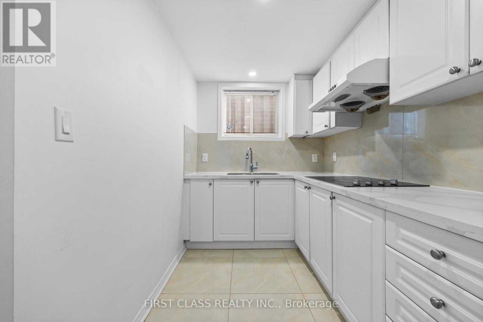 Lower - 5554 Churchill Meadows Boulevard, Mississauga, Ontario  L5M 6M6 - Photo 8 - W12725702