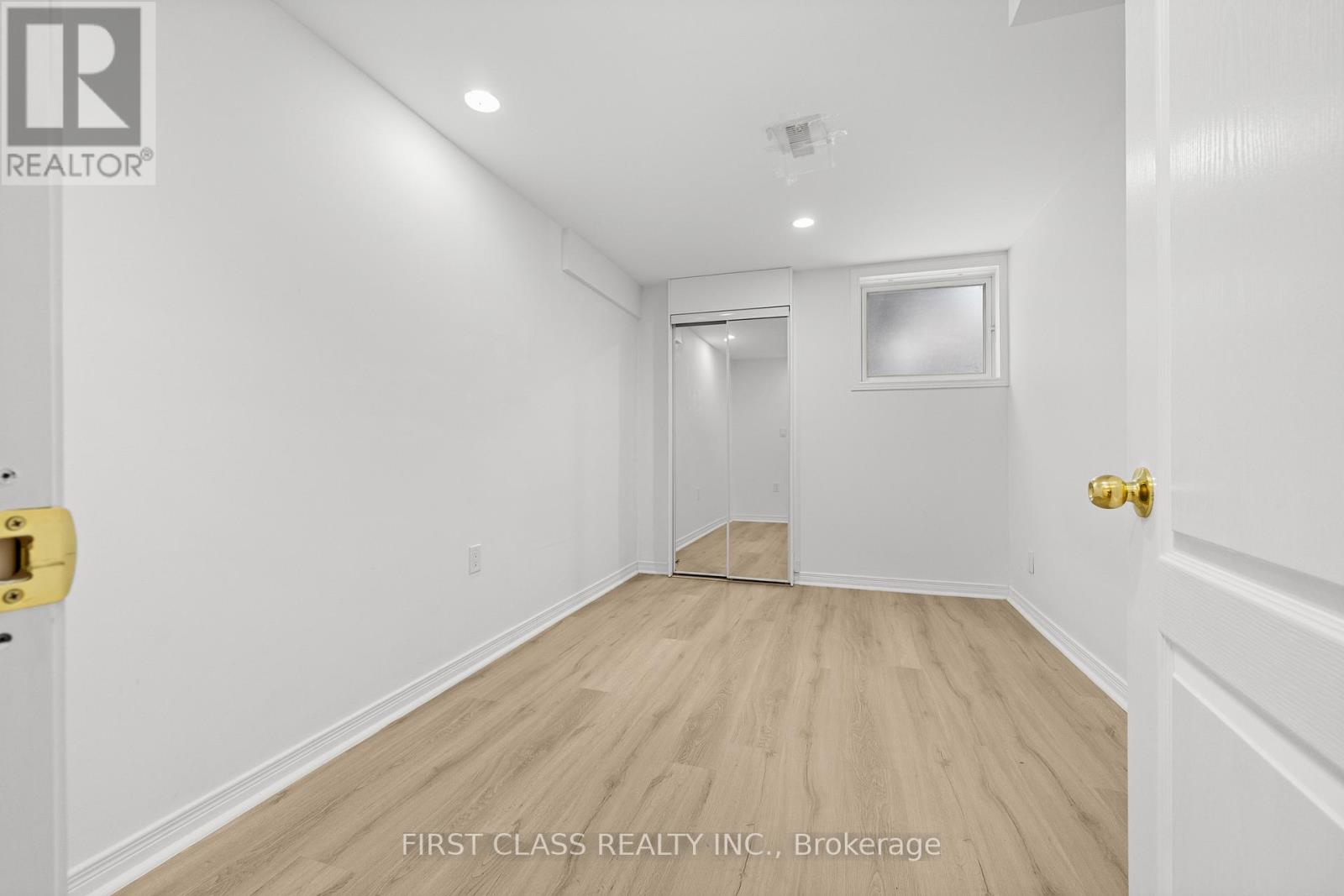 Lower - 5554 Churchill Meadows Boulevard, Mississauga, Ontario  L5M 6M6 - Photo 9 - W12725702