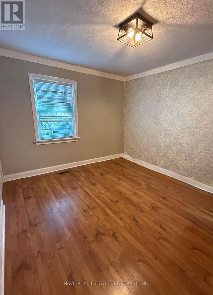 Main & 2nd Floor - 19 Westchester Street, Toronto, Ontario  M6M 2S4 - Photo 16 - W12725730