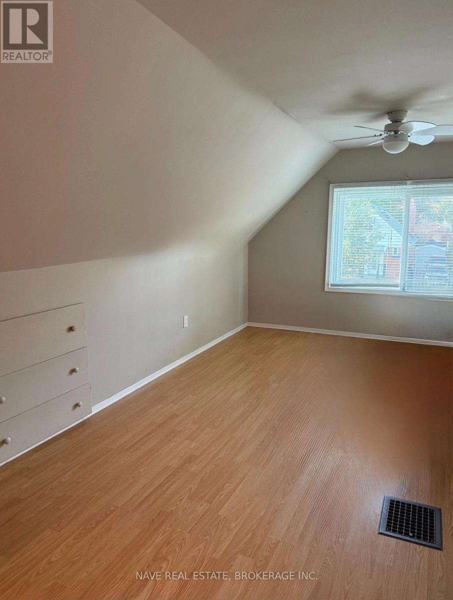 Main & 2nd Floor - 19 Westchester Street, Toronto, Ontario  M6M 2S4 - Photo 20 - W12725730