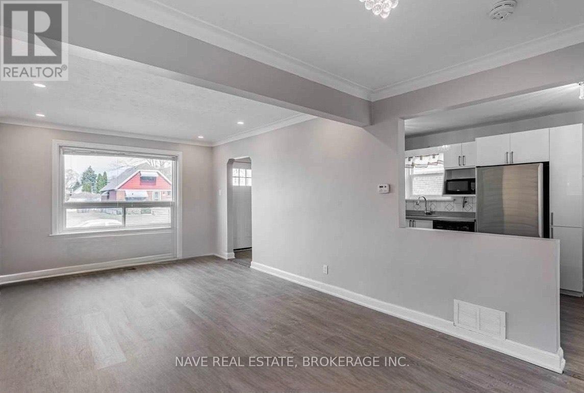 Main & 2nd Floor - 19 Westchester Street, Toronto, Ontario  M6M 2S4 - Photo 6 - W12725730