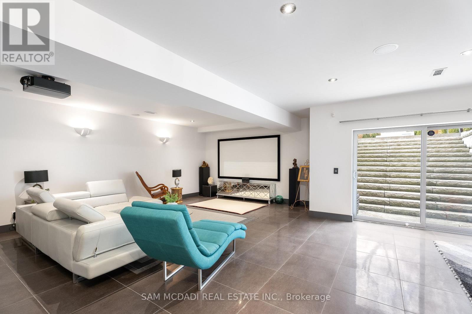 852 Goodwin Road, Mississauga, Ontario  L5G 4J7 - Photo 31 - W12725740