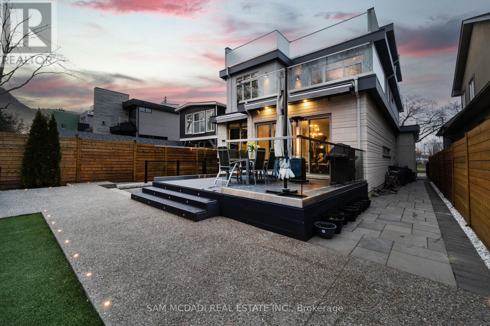 852 Goodwin Road, Mississauga, Ontario  L5G 4J7 - Photo 36 - W12725740