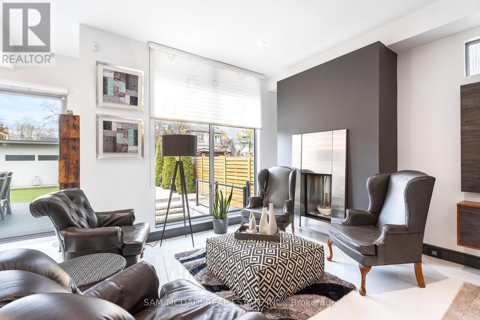 852 Goodwin Road, Mississauga, Ontario  L5G 4J7 - Photo 8 - W12725740